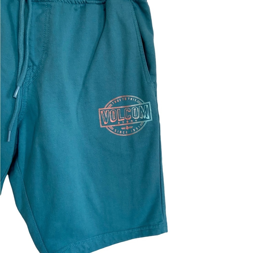 VOLCOM ROUNDABOUT FLEECE SHORTS - Picture 7 of 9
